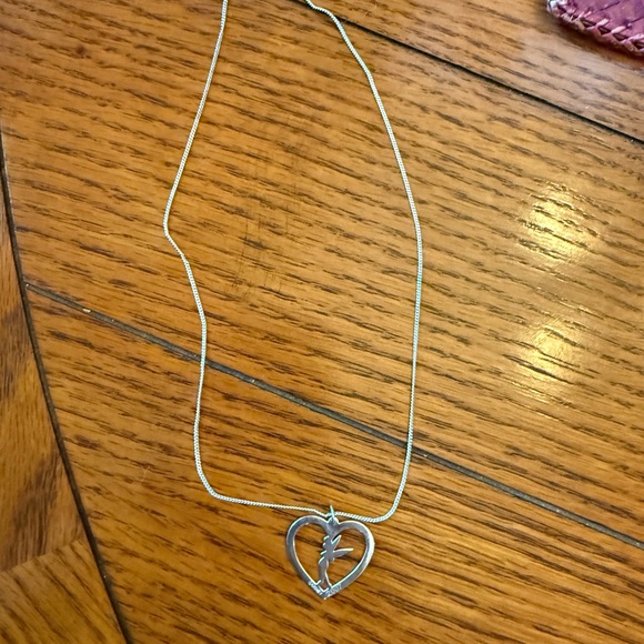 Tinkerbell Disney Silver Necklace. - Picture 1 of 5
